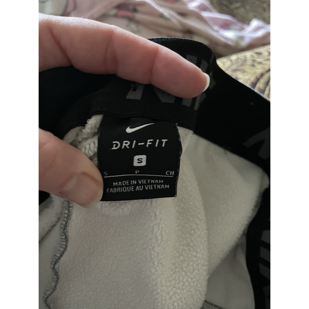 Nike Dri-Fit Youth Boys Size S Training Pants Fleece Lined Grey Sweats - Picture 5 of 7